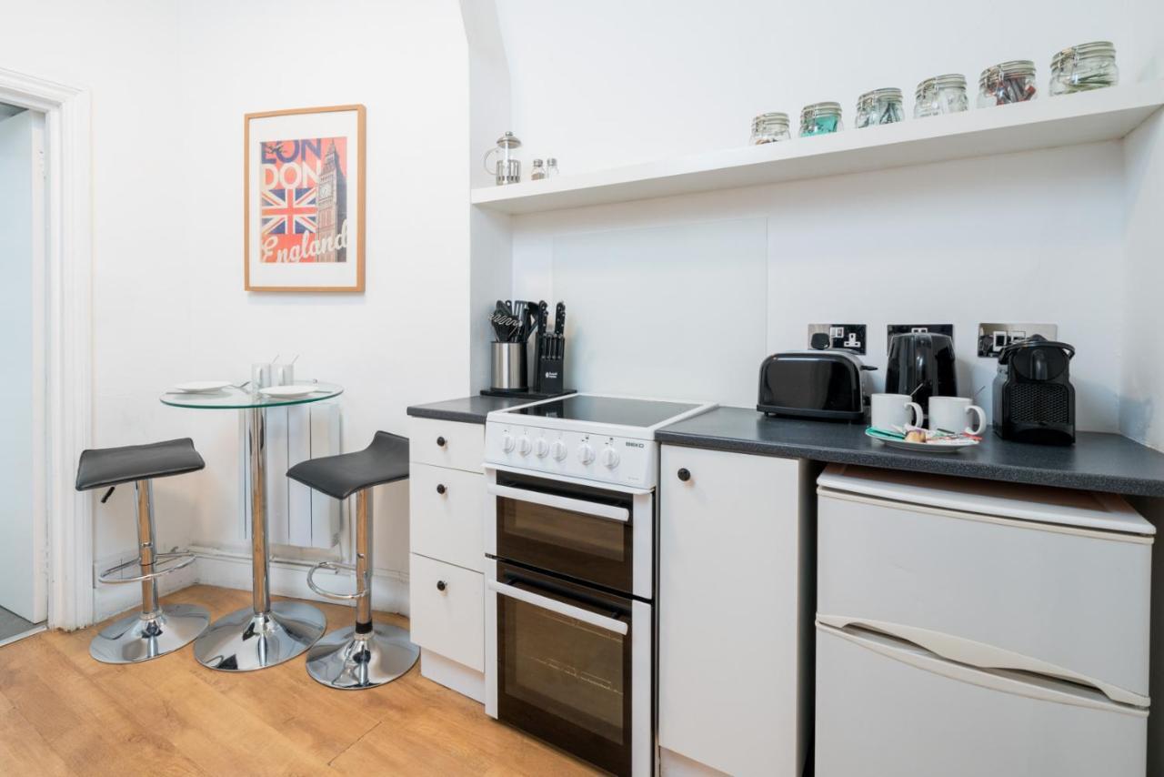 Soho & Covent Garden Apartment, Sleeps 3 London Ngoại thất bức ảnh